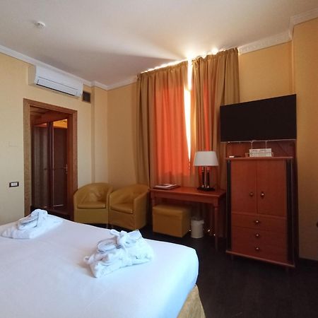 Greif Hotel Maria Theresia Trieste Esterno foto