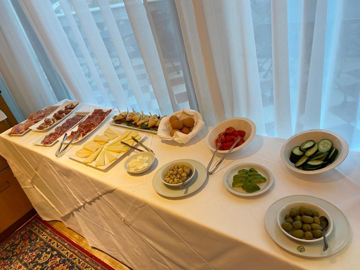 Greif Hotel Maria Theresia Trieste Esterno foto