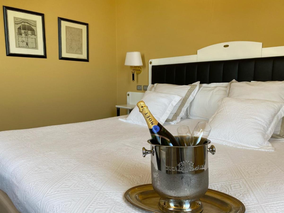 Greif Hotel Maria Theresia Trieste Esterno foto