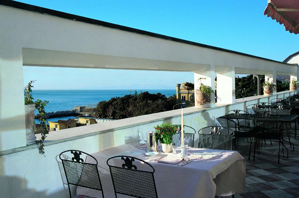 Greif Hotel Maria Theresia Trieste Esterno foto