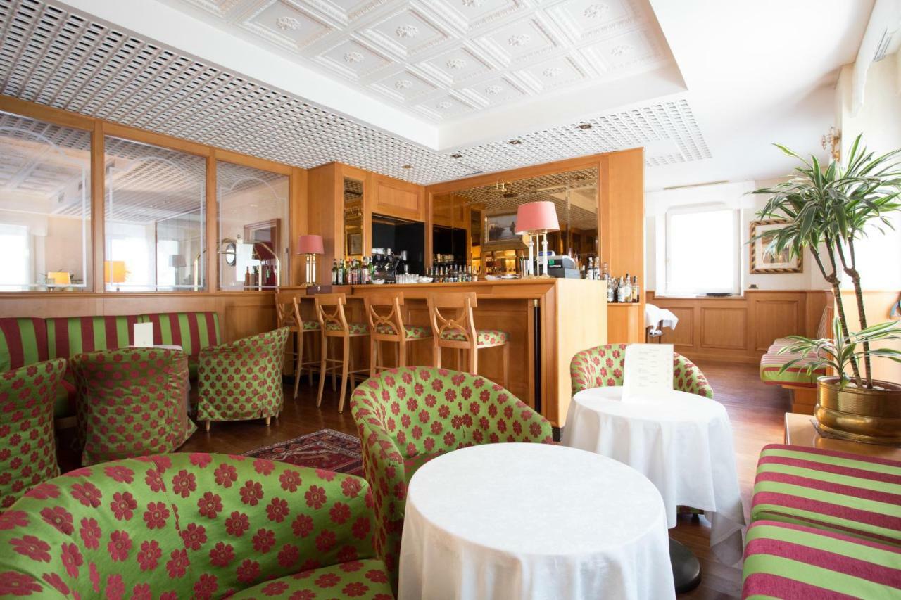 Greif Hotel Maria Theresia Trieste Esterno foto